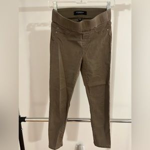 Liverpool cropped pants